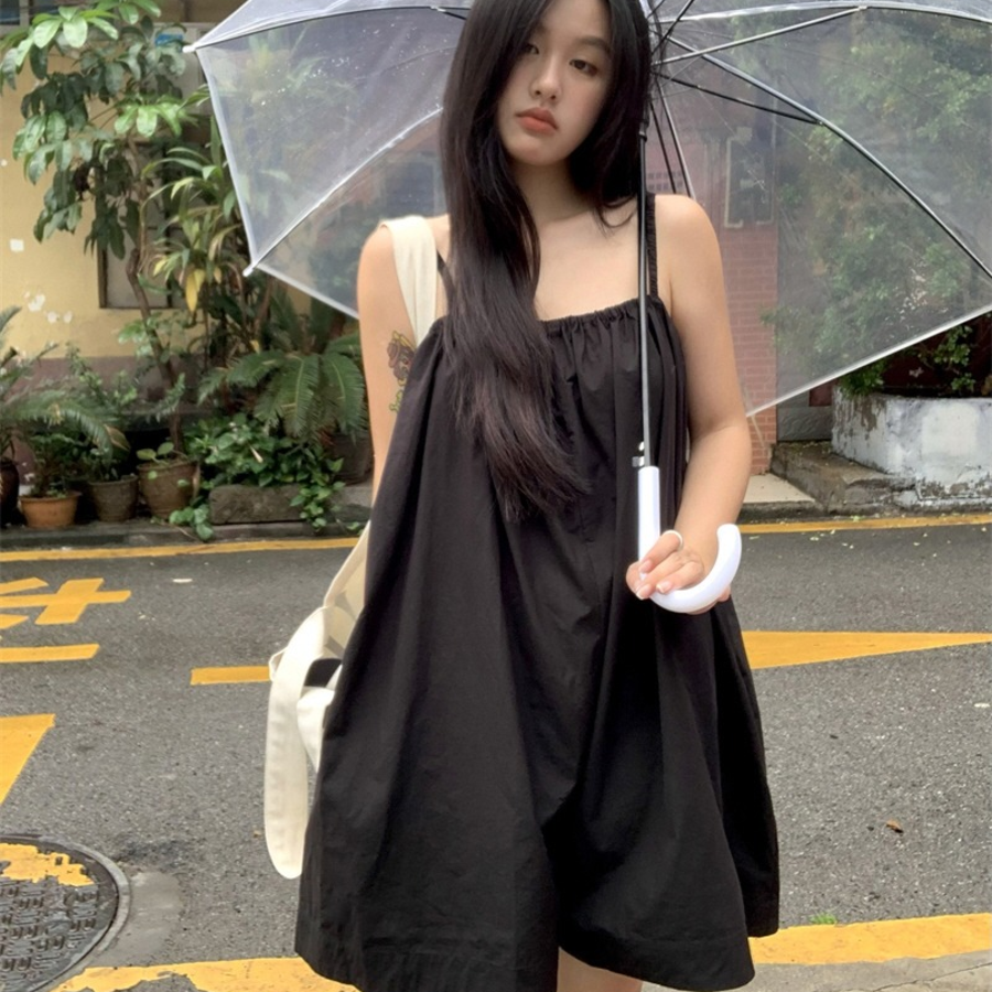 Летний комбинезон на бретелях