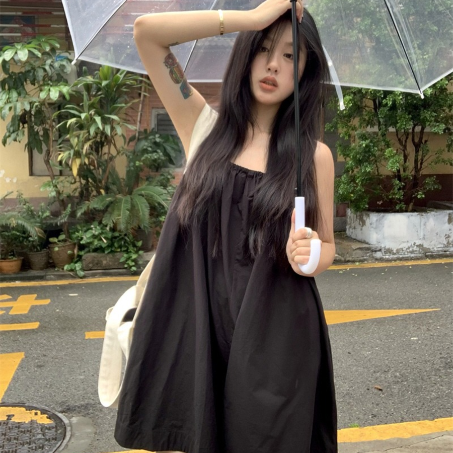 Летний комбинезон на бретелях