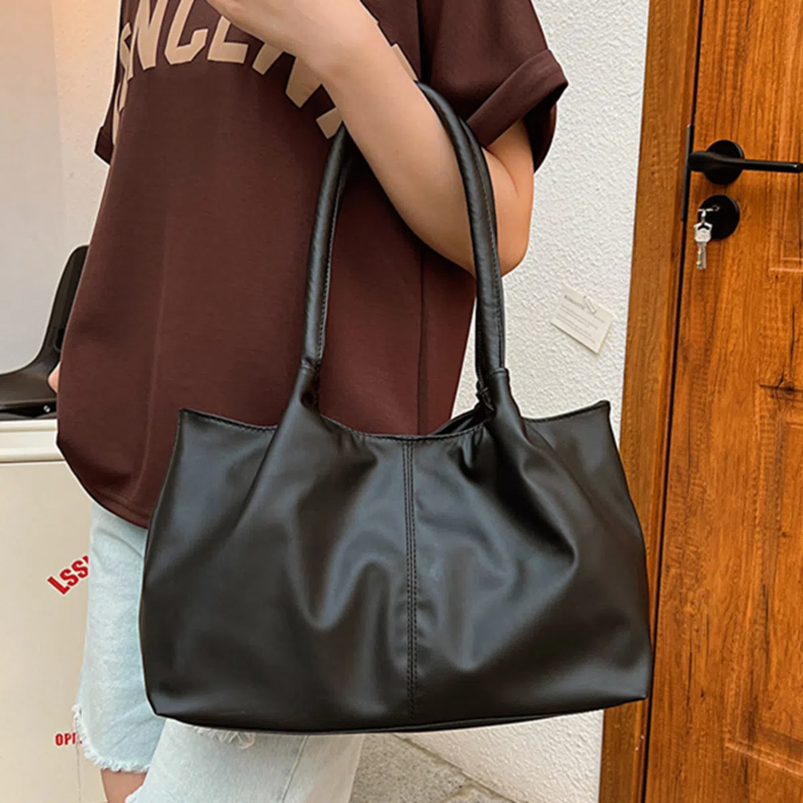 Celle Tote Shoulder Bag — классика кожи для ежедневного комфорта