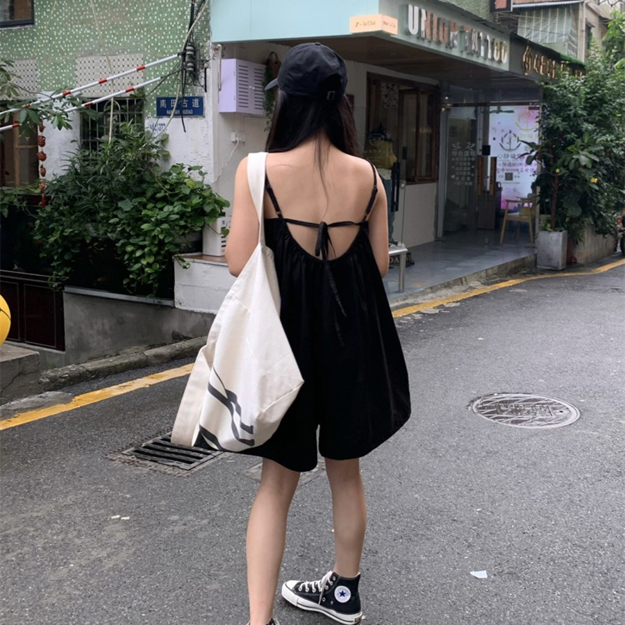 Летний комбинезон на бретелях