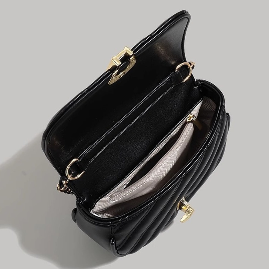 Chamonte Quilted Mini Crossbody — элегантность в каждой детали