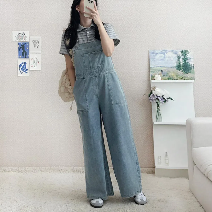 Летний комбинезон из денима с подтяжками