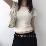 Eyelet Vintage Studded Leather Bag — характер и винтаж в одном образе