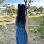 Джинсовый комбинезон с широкими брюками и регулируемой талией на шнурке