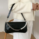 Shun Vintage Leather Pearl Chain Shoulder Bag — винтажная элегантность с жемчужным акцентом