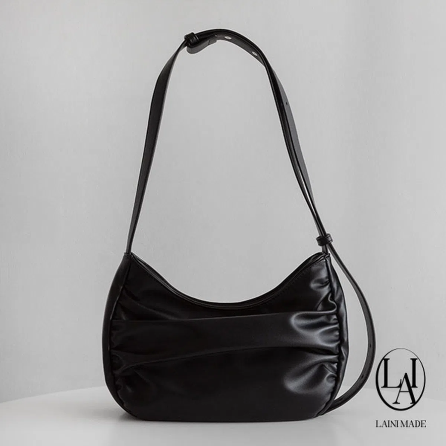 Front Pleated Shirring Shoulder Bag — акцент на фактуру и повседневную элегантность