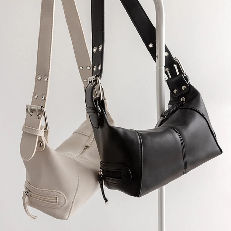 Unique Eyelet Shoulder Bag — оригинальный дизайн с металлическими акцентами