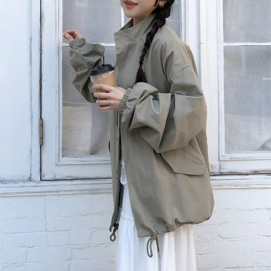 Field Short Windbreaker