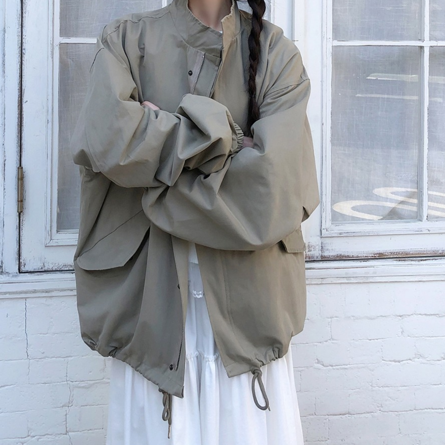 Field Short Windbreaker