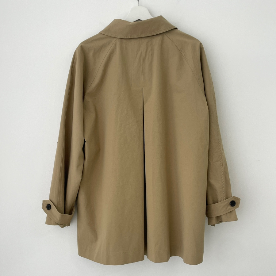 Tomi Loose Fit Half Trench Coat