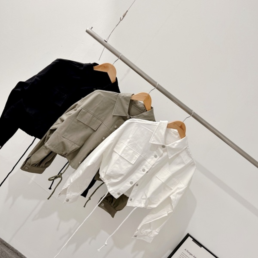 Summer CM Oversized Button Collar Crop Yasan