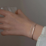 Серебряный браслет с двойным кольцом и цепочкой