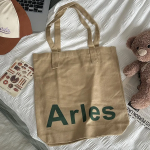 Lechat Lettering Eco Bag — лёгкость, удобство и стиль в одном аксессуаре