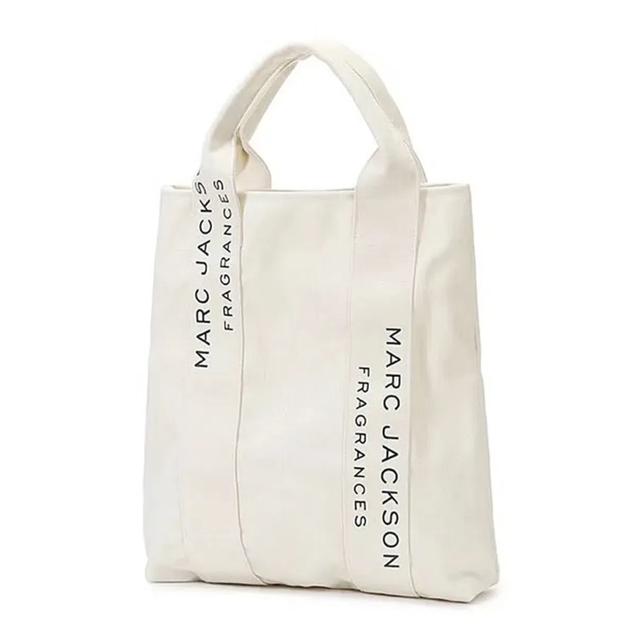 Marc Jacobs Lettering Canvas Daily Eco Bag — стильный минимализм с узнаваемым акцентом