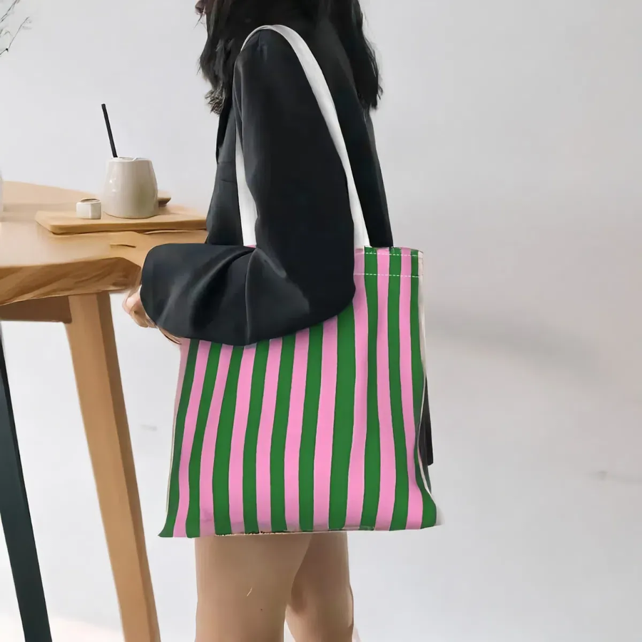 Pink & Green Stripe Tote Bag — яркая и лёгкая сумка для повседневных образов