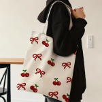 Cherry Ribbon Foldable Shoulder Eco Bag — очаровательная и практичная сумка на каждый день