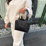 Koi Square Daily Tote Bag — универсальная классика на каждый день