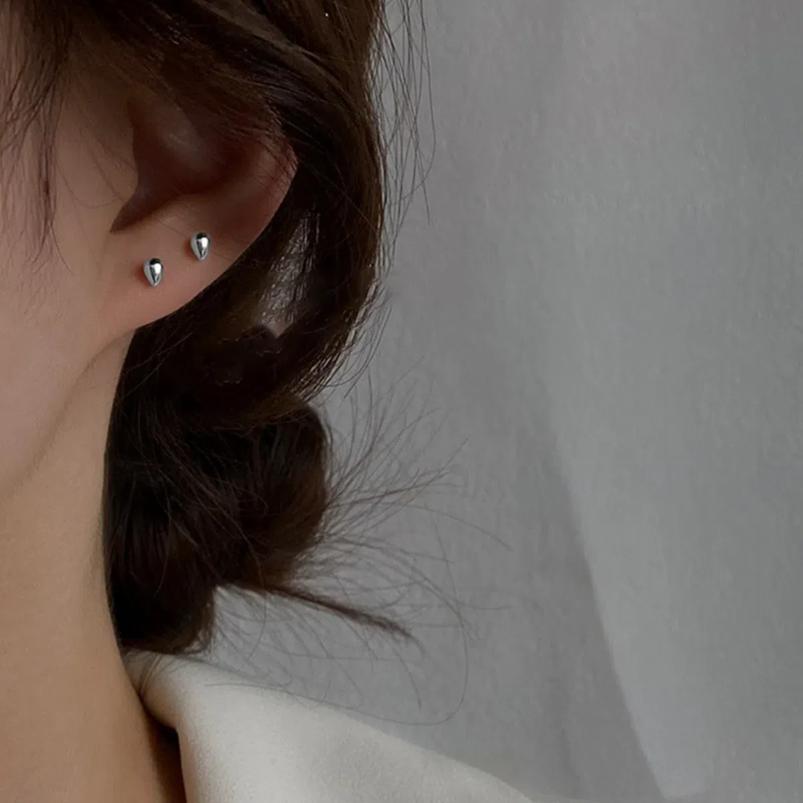 Серьги-капли с объёмными элементами