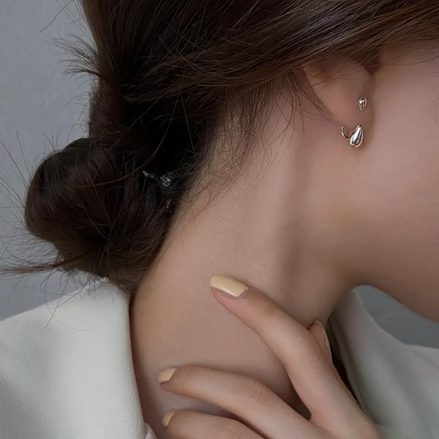 Серьги-капли с объёмными элементами