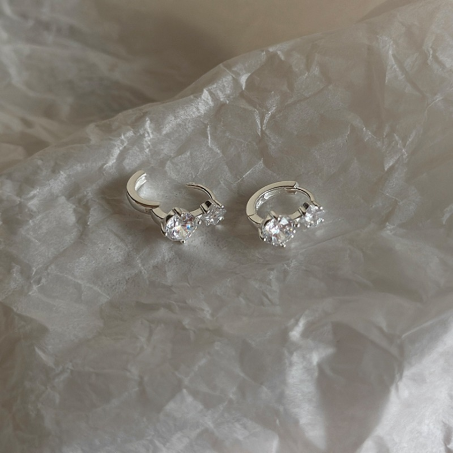 Мини-серьги-кольца с двойными кубиками из серебра 925 пробы