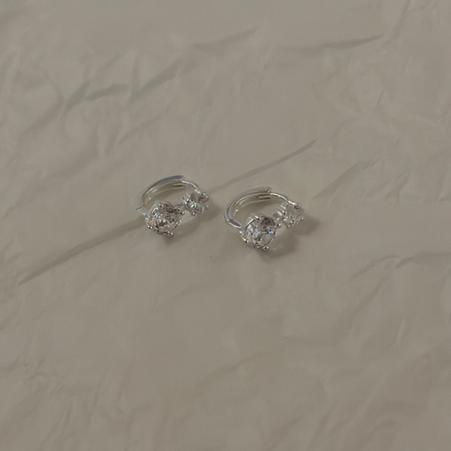 Мини-серьги-кольца с двойными кубиками из серебра 925 пробы