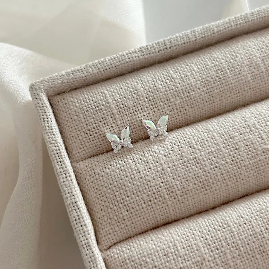 Мини-серьги из серебра 925 пробы с опалом, кубическим кристаллом и бабочкой