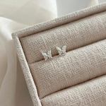 Мини-серьги из серебра 925 пробы с опалом, кубическим кристаллом и бабочкой