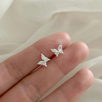 Мини-серьги из серебра 925 пробы с опалом, кубическим кристаллом и бабочкой