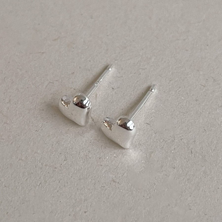 Мини-серьги-сердечки из серебра 925 пробы для повседневного образа