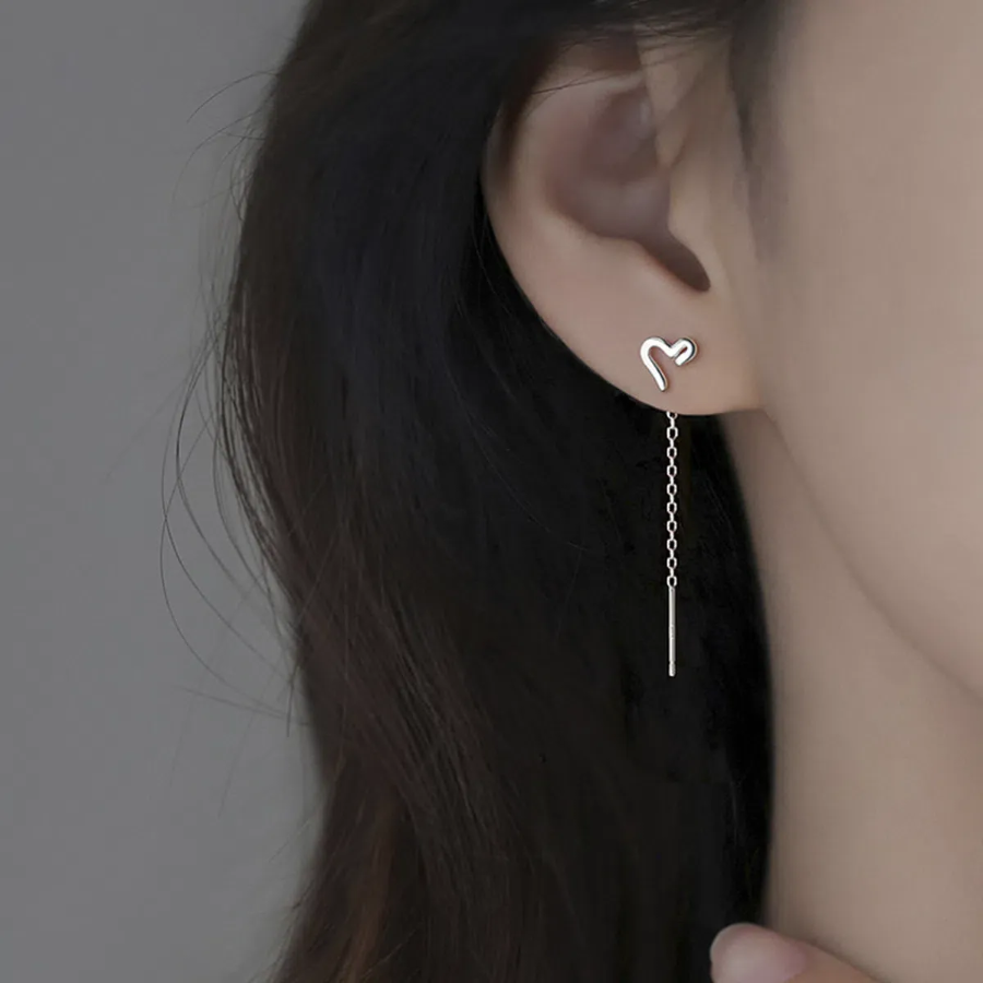 Серебряные серьги-капли с открытым сердцем