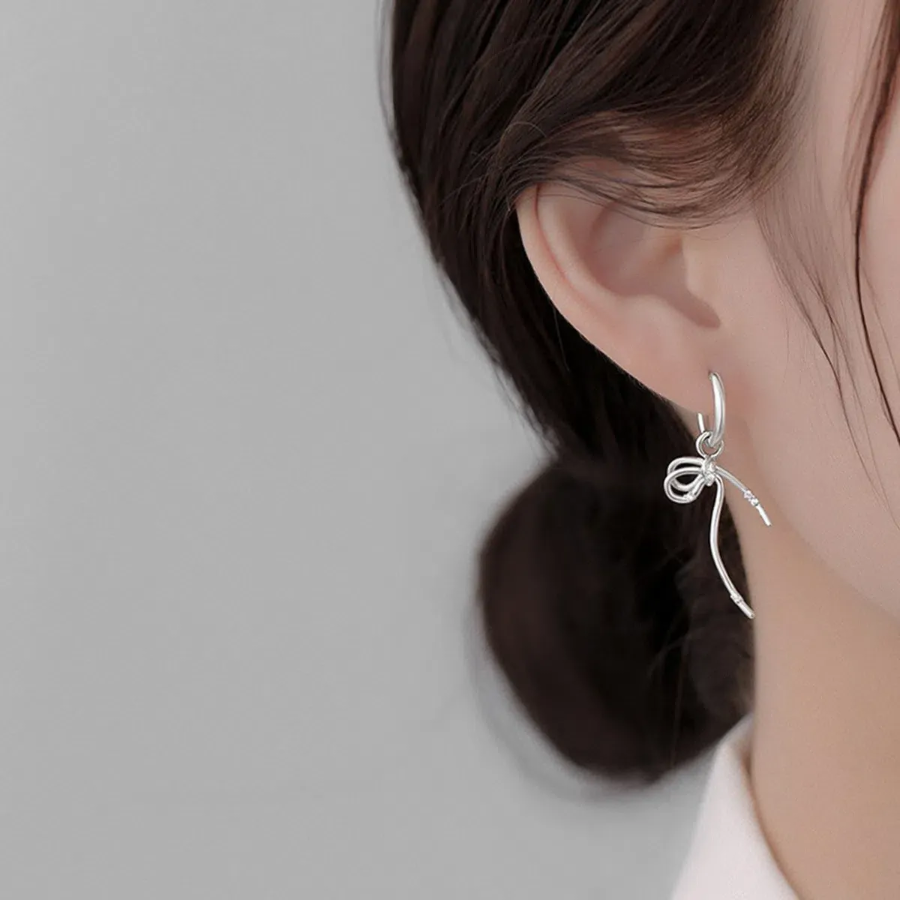 Серьги-кольца с бантиком на замке «один касание»