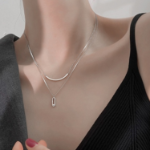 Двухрядное колье с цепочкой и подвеской-улыбкой из хирургической стали