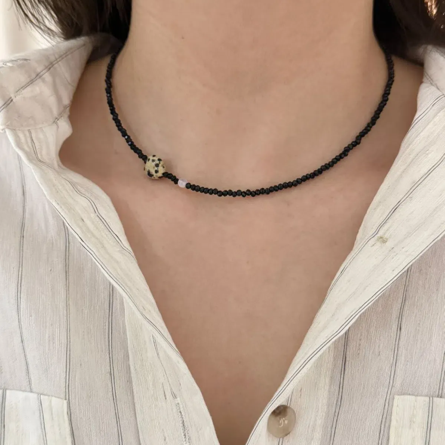 Многослойный чокер с опалом и вкраплениями