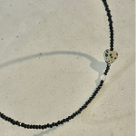 Многослойный чокер с опалом и вкраплениями