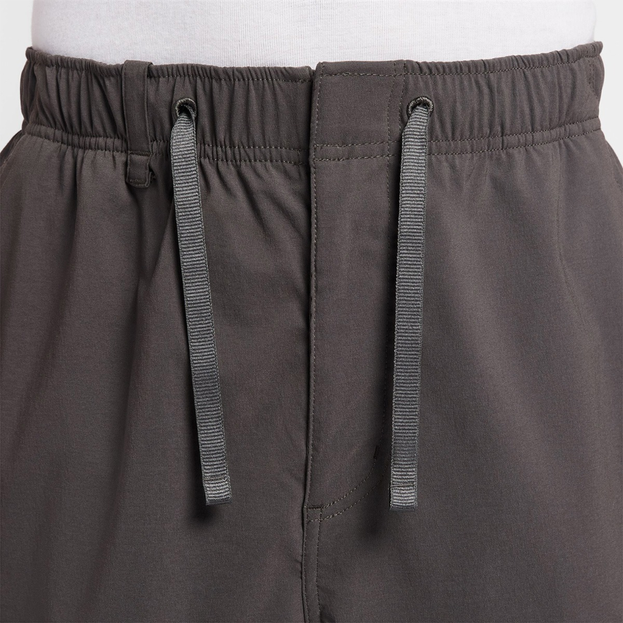 Nike Sportswear Dri-FIT Cargo Skateboarding Shorts