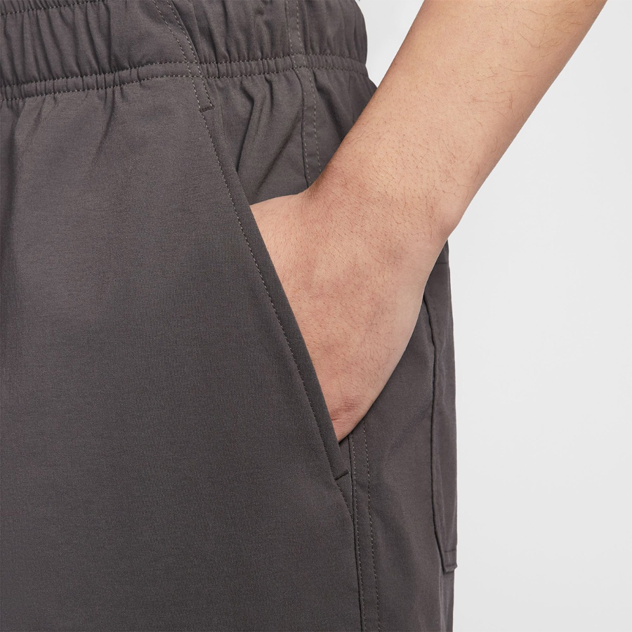 Nike Sportswear Dri-FIT Cargo Skateboarding Shorts