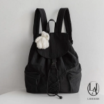 Self-Made Nylon Buckle Backpack — прочность и стиль в лаконичном дизайне