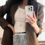 Серебристое колье с массивной каплей