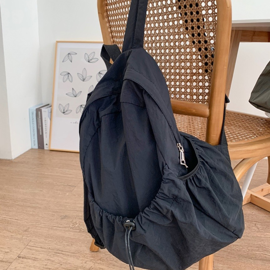 Buffy Lightweight Nylon Drawstring Backpack — лёгкость, удобство и практичность на каждый день