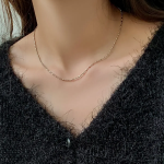 Серебристое колье с объёмной цепочкой-бусинами