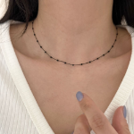 Серебристое колье с утончённой шариковой цепочкой из хирургической стали