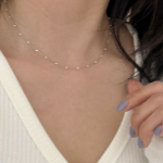 Серебристое колье с утончённой шариковой цепочкой из хирургической стали