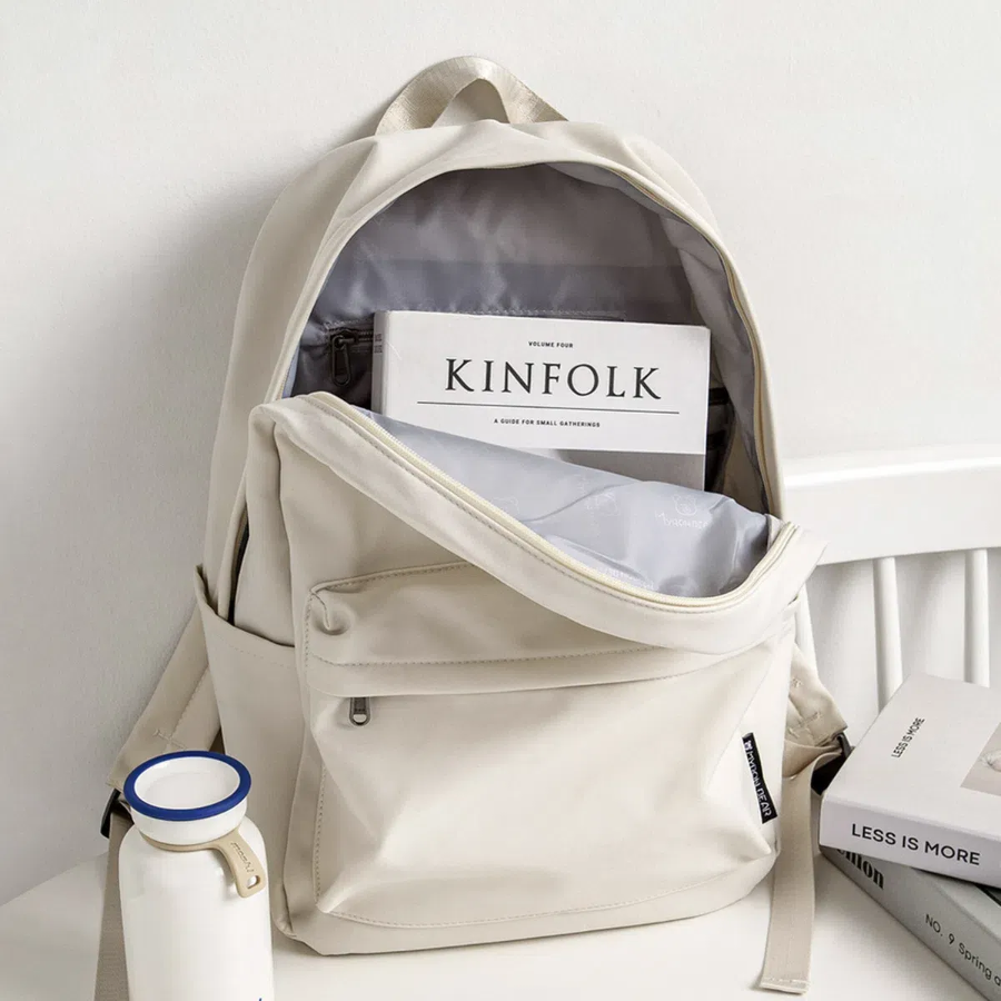 Casual Plain Laptop Backpack — простой и удобный рюкзак для повседневных задач