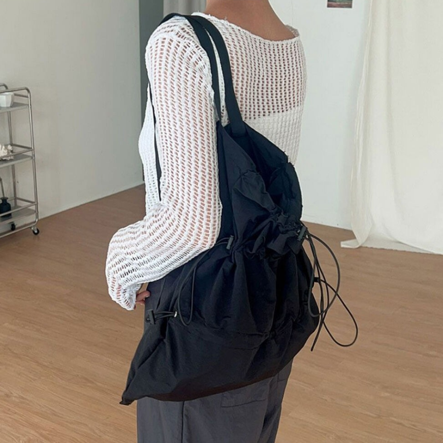 String Crinkle Y2K Shoulder Bag — трендовая сумка в стиле Y2K с эффектом барслака