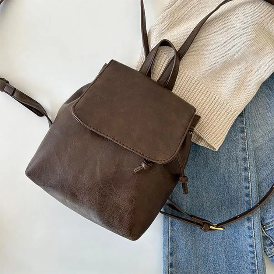 Vintage Casual Leather Mini Backpack — компактный рюкзак в винтажном стиле на каждый день