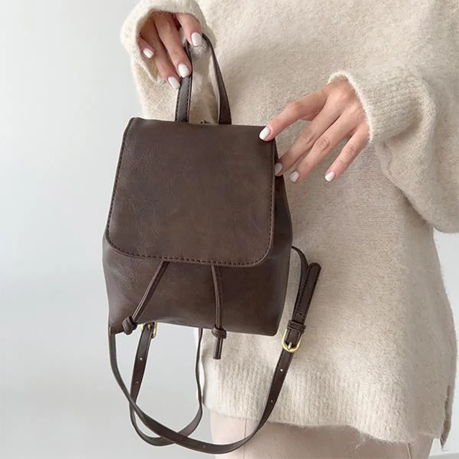 Vintage Casual Leather Mini Backpack — компактный рюкзак в винтажном стиле на каждый день