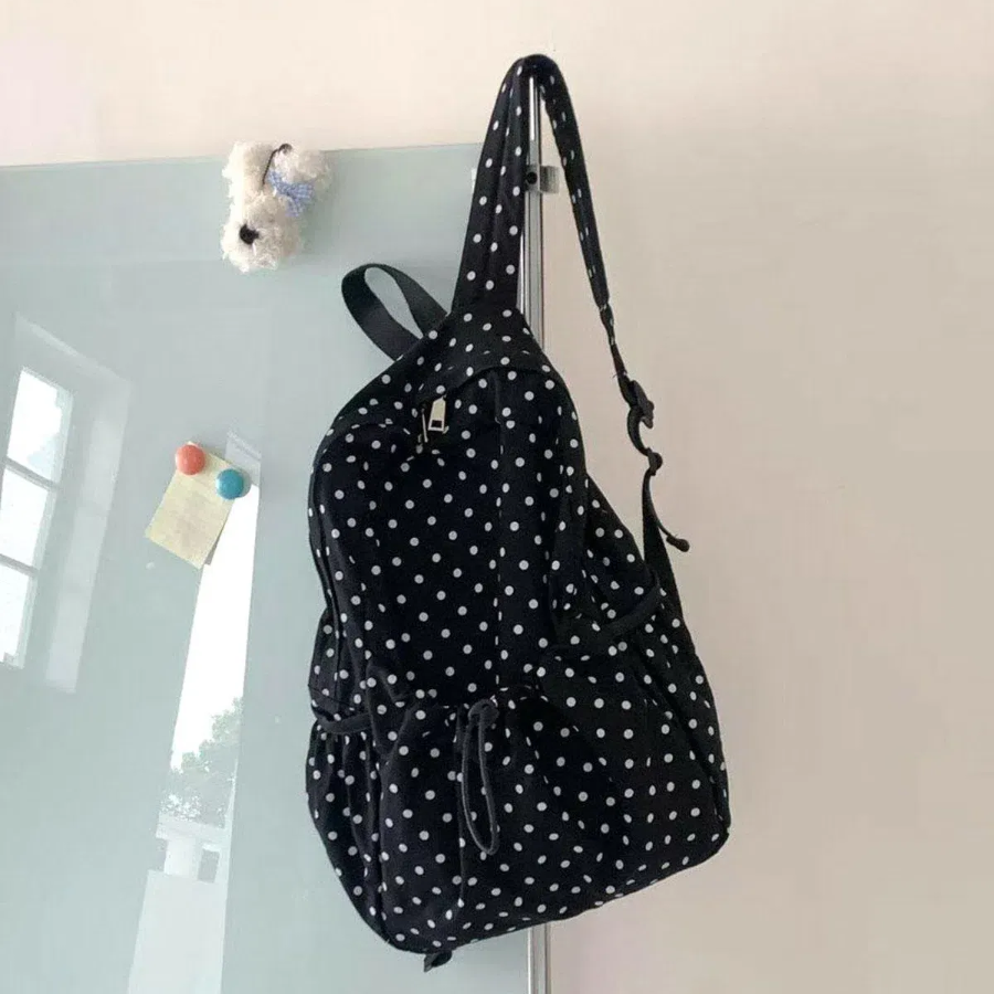 BeBlossom Milky Dot Backpack — нежный рюкзак с горошком в формате 2-в-1