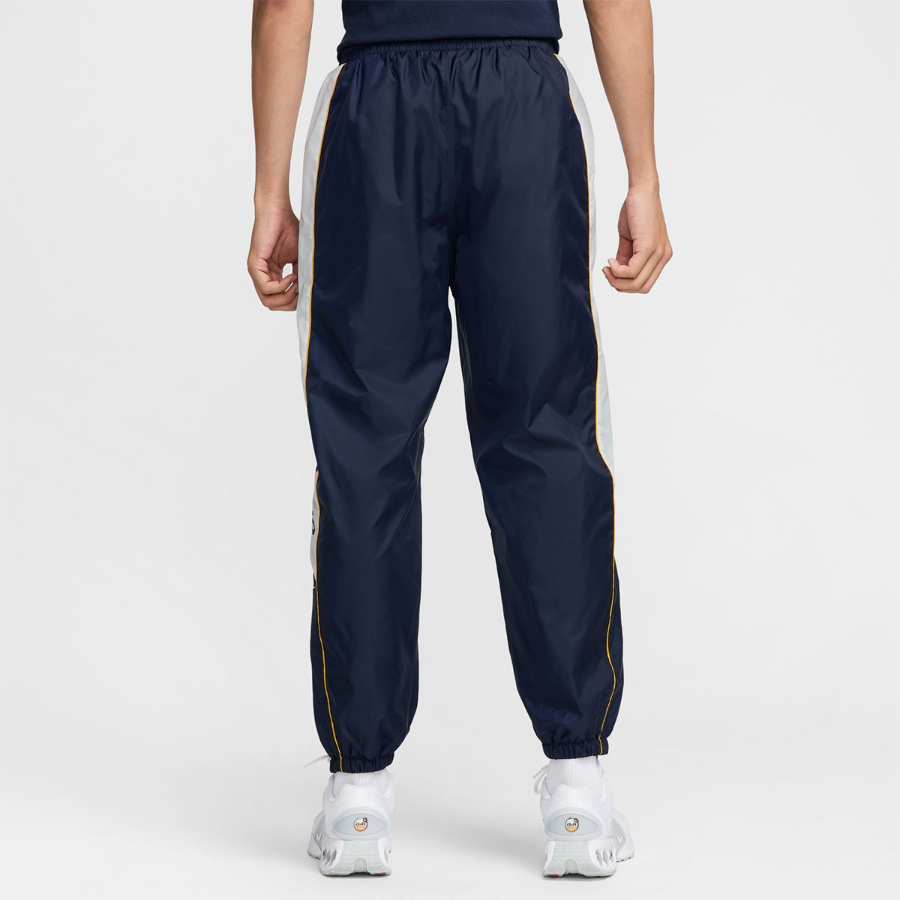 Nike Men’s Nike Club Woven Jogger