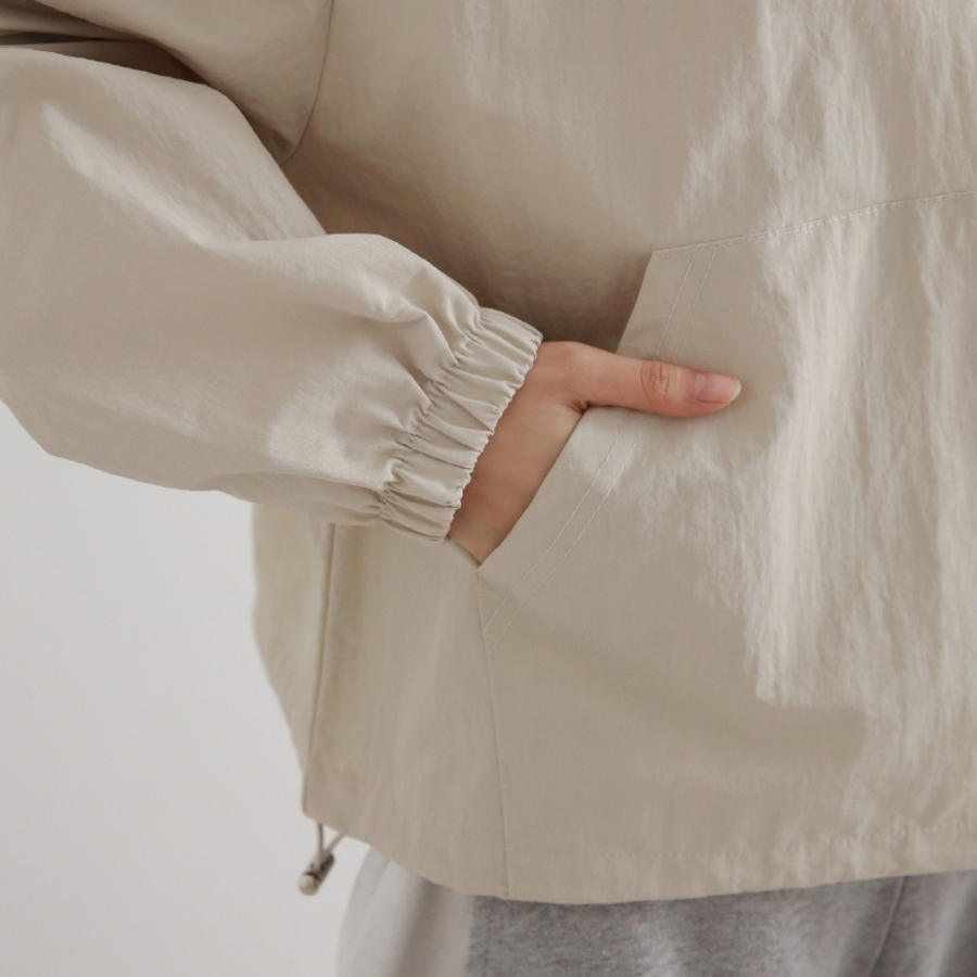 Wind – String Half-Zip Windbreaker Jacket