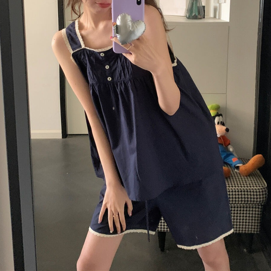 Reve – Navy Square Neck Lace Sleeveless Pajama Set